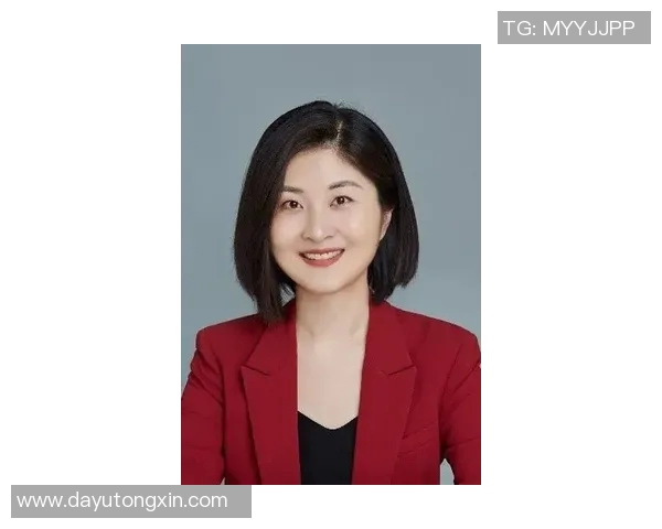 陈娜畅谈英雄联盟职业生涯与成长历程的深度专访