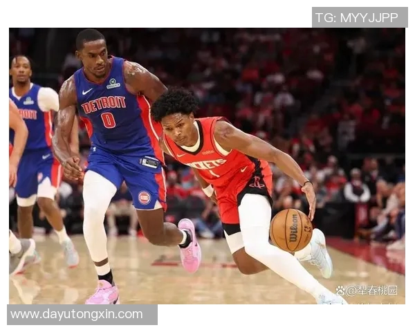 2004年NBA火箭与猛龙激战回顾：经典对决与球星风采的碰撞