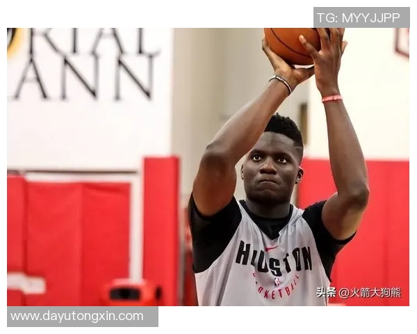 克林特卡佩拉:从默默无闻到NBA明星的成长之路