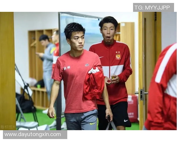 广州篮球队技术争议引发热议球迷与专家各抒己见探讨战术与规则